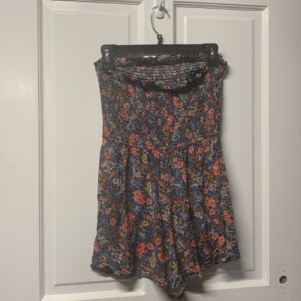 Romper - Picture 2 of 3